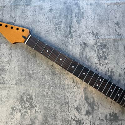 BMC Guitar Neck Left Hand Strat® Stratocaster® 22 Fret Roasted Maple With Rosewood Fingerboard Nitro Lacquer - 9.5 Radius.  [SN110] image 1