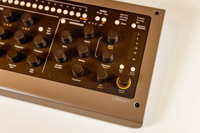 Softube Console 1 Channel MK II - DAW Channel Strip Controller - Excellent image 1