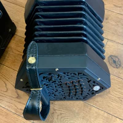The Phoenix Concertina - black finish image 2