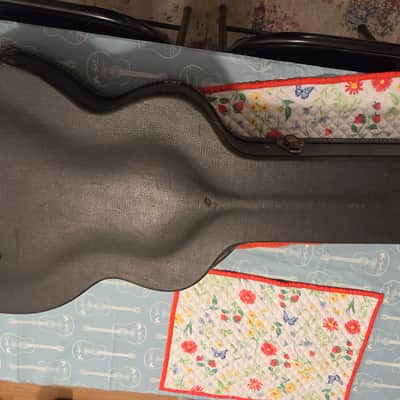 Guild Vintage hardshell 1960's - black image 2
