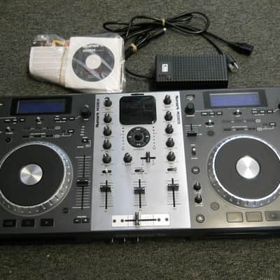 Numark MixDeck 2-Channel Universal DJ System (w/cables, software) image 1