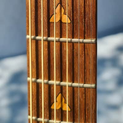 Ovation Adamas II 1981 - Red Reverse Burst Model #1681-2 image 3