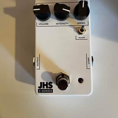 JHS 3 Series Rotary Chorus MINT image 1