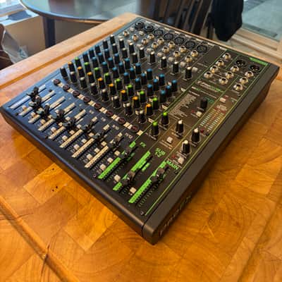 Mackie ProFX12v3 12-Channel Effects Mixer 2020 - Present - Dark Gray - Excellent image 8