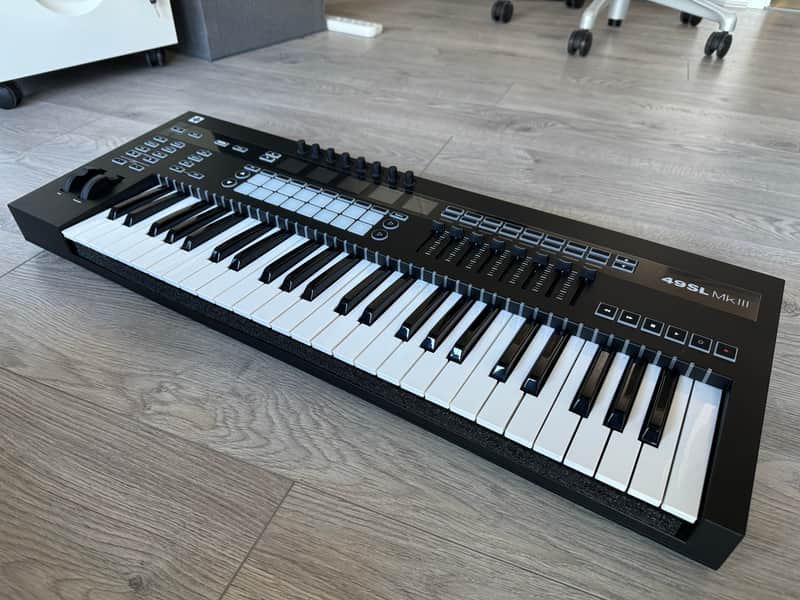 Novation 49 SL MKIII MIDI Controller 2018 - Present - Black image 1