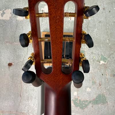 Alvarez Yairi Masterworks Slope Shoulder Dreadnought - Sunburst (FS/Blem) #6215 image 11