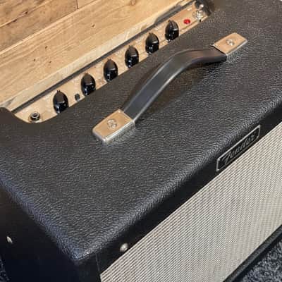 Fender Blues Junior Mark 1 15-Watt 1x12" Guitar Combo image 2