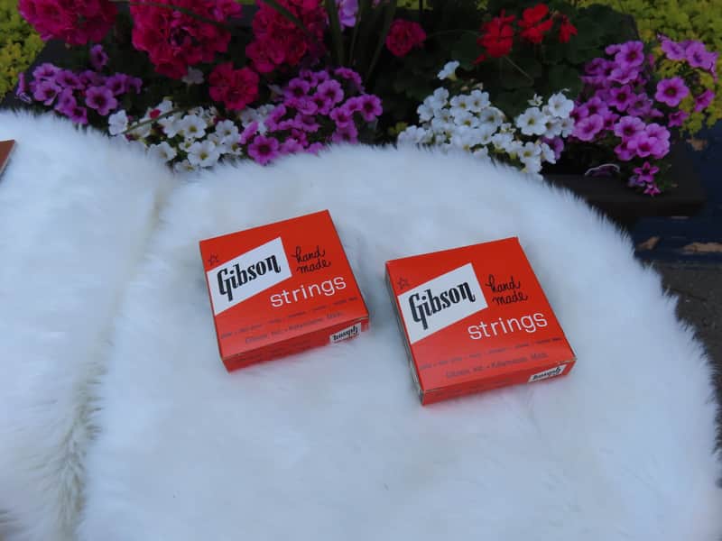 GIBSON STRINGS 1950's 2 boxes NEW CASE CANDY RARE! GIFT! DECORATION image 1