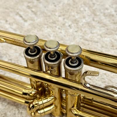 Holton T-602 Trumpet – Ready to Play image 7