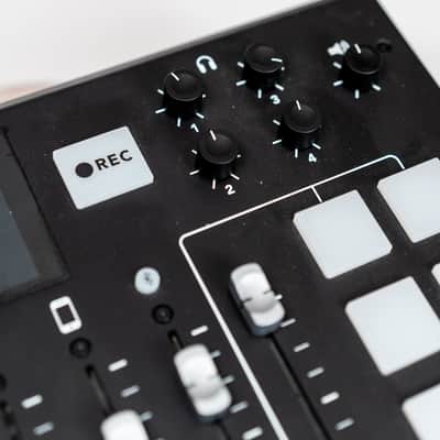 RODE RODECaster Pro Integrated Podcast Production Studio Bild 7