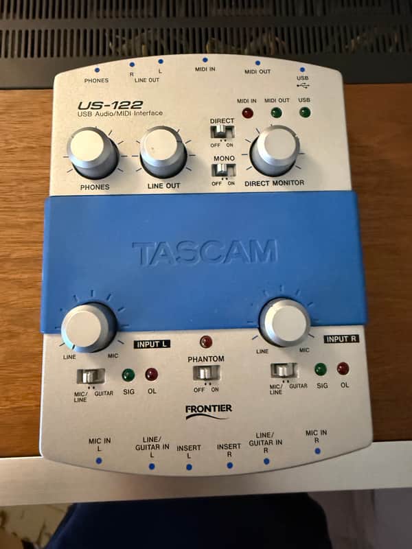 TASCAM US-122 USB Audio Interface 2000s - Silver and Blue image 1