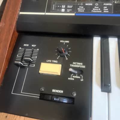 Roland Juno-60 61-Key Polyphonic Synthesizer 1982 - 1984 - Black image 2