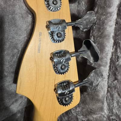 2017 Fender American Professional Precision Bass image 7