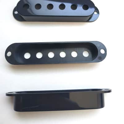 3 Black Single Coil Pickup Cover Stratocaster style 52,5 mm image 3