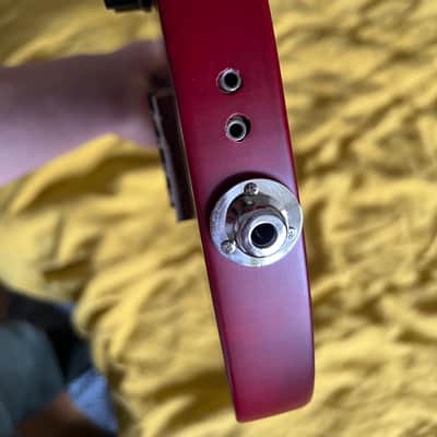 Laka Vintage Electric Ukulele and case - Cherry Red image 9