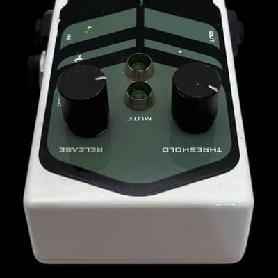 Pigtronix Gate Keeper Noise Gate 2010s - White X7473 image 3