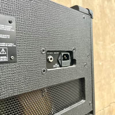 Vox AC15C1 Custom 2-Channel 15-Watt 1x12" Guitar Combo 2010 - Present - Black image 7
