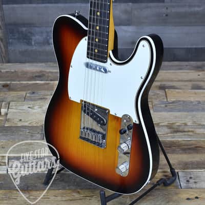 Pre-Owned Fender American Ultra Luxe Vintage '60s Custom Telecaster - 3-Color Sunburst with Hardshell Case image 11