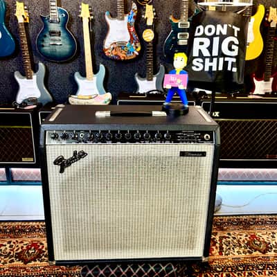 Fender SHOWMAN COMBO 1x15 “ 200 Watts Solid State 1982-1983 Paul Rivera Era Super Rare image 2