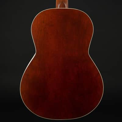 Godin Etude Classical in Natural image 2
