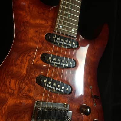 Fender Showmaster QBT SSS Quilt Bubinga Electric Guitar - Seymour Duncan Pickups image 4