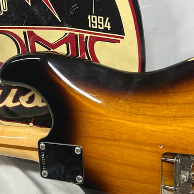 Fender 60th Anniversary American Vintage 1954 Stratocaster Strat Electric Guitar 2014 with Hard Case - 2-Color Sunburst image 13