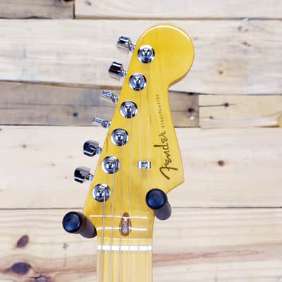 Fender American Ultra Stratocaster HSS with Maple Fretboard 2019 - Present - Ultraburst image 5