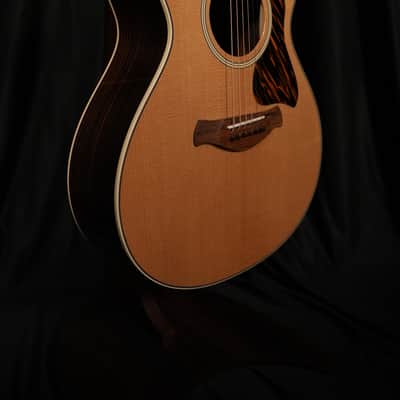 Taylor Gold Label 712e 2026 Natural image 6