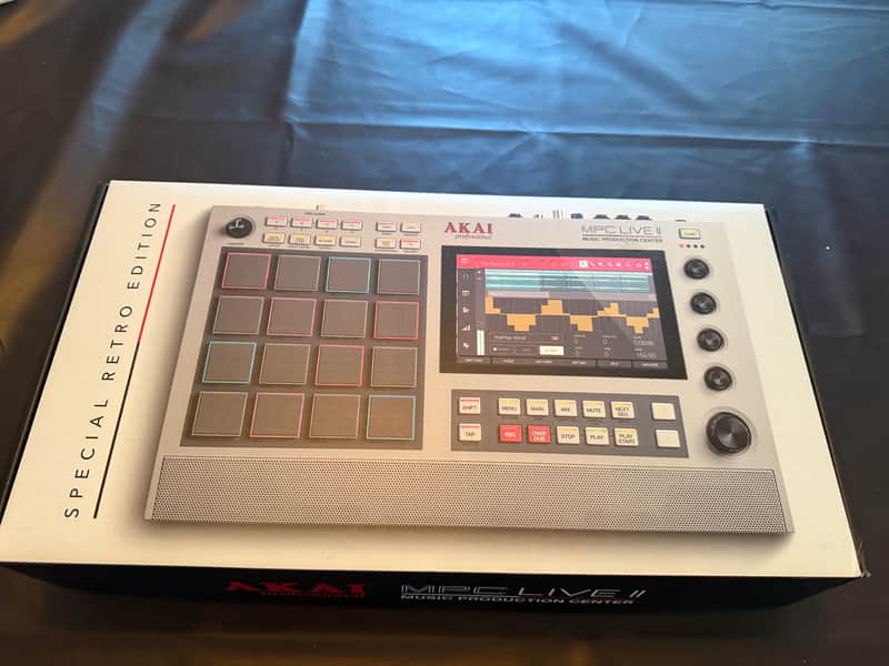 Akai MPC Live II Standalone Sampler / Sequencer Retro Edition 2020 - Present - Grey image 1