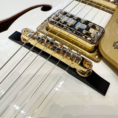 Gretsch G6136T-MGC Michael Guy Chislett Signature Falcon Hollow Body Guitar - Vintage White image 10
