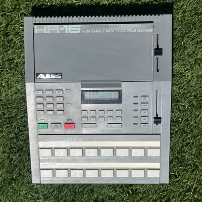 Alesis HR-16 with Linn Drum Eproms installed!! image 10