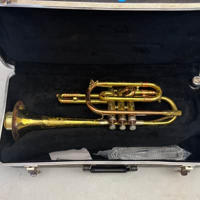 Getzen Super Deluxe Tone-Balanced Trumpet image 2