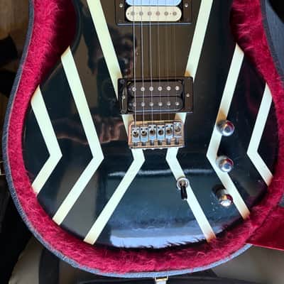 Hamer Special 1981 Black/White image 1