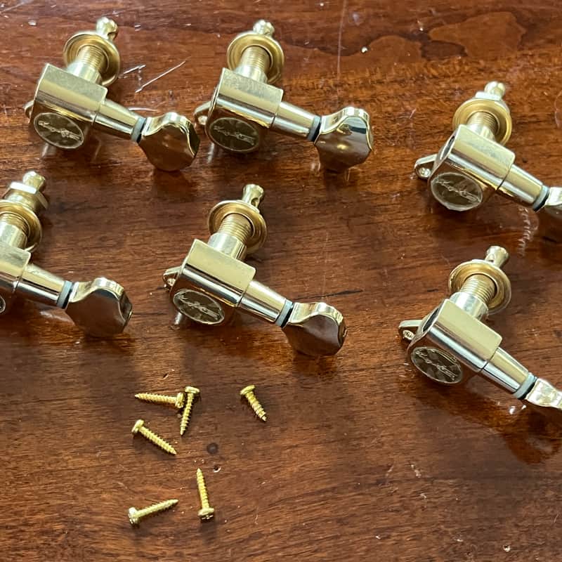 Hagstrom Viking 67 II Gold