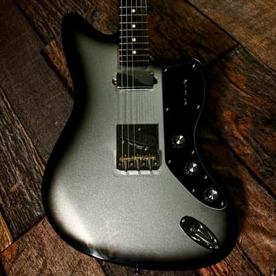 Tone Bakery Jazzbird T with Warmoth Neck and Gotoh Hardware - Silverburst image 4