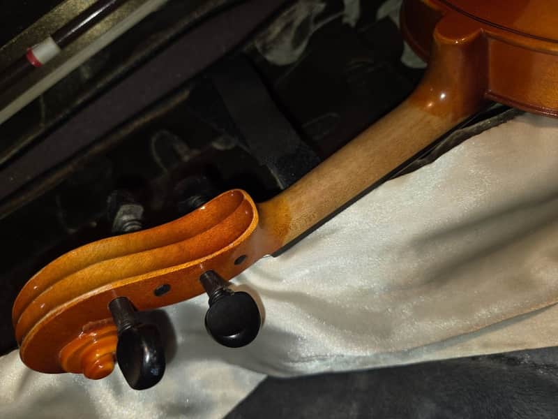 Suzuki No. 220 Size 1/4 Violin, Japan 1992, Very Good Condition