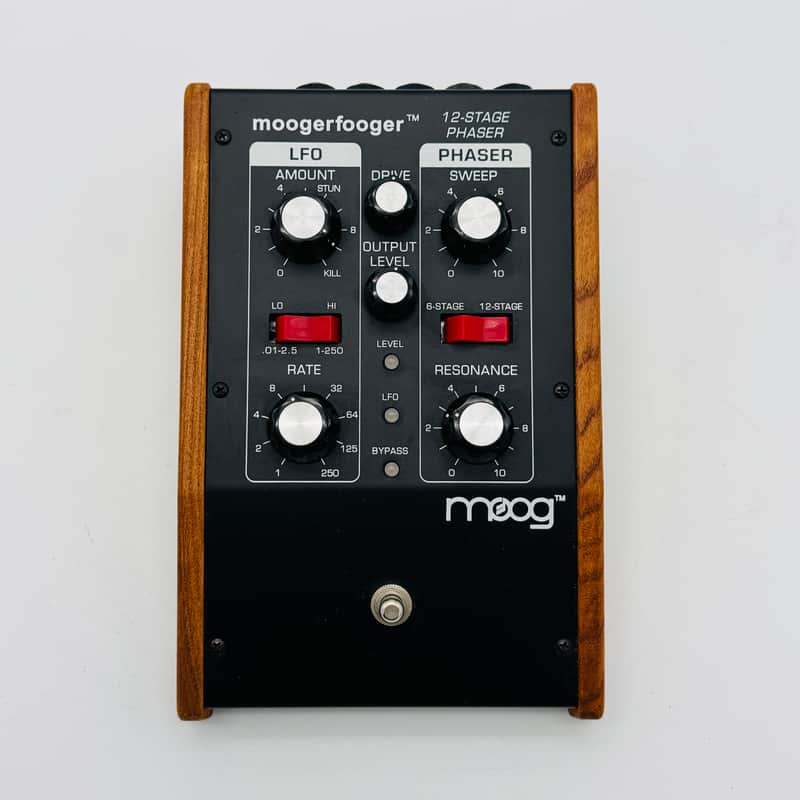 その他 moogerfooger MF-103 12-Stage Phaser Moog MoogerFooger MF-103 12-stage Phaser Pedal Review by