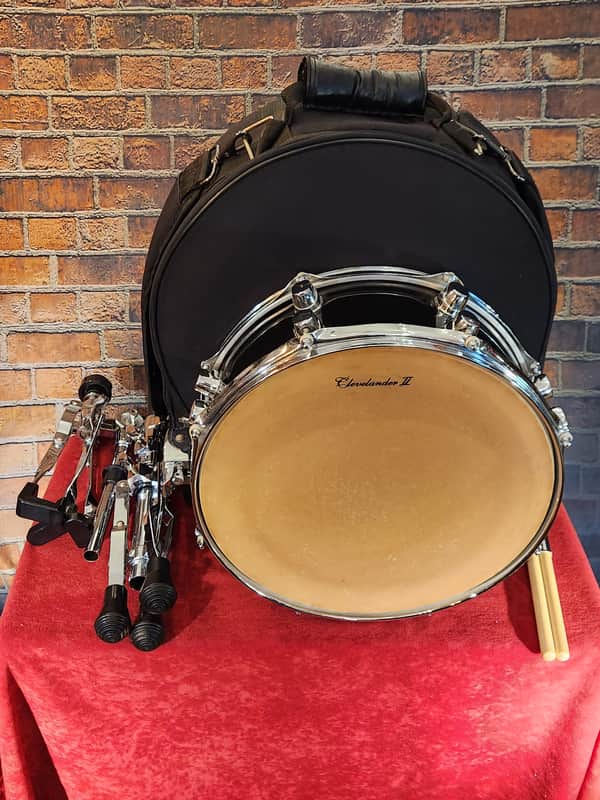 Clevelander II 5.5x14" Student Snare Drum Black w/ Carrying Bag, Stand & Practice Pad image 1