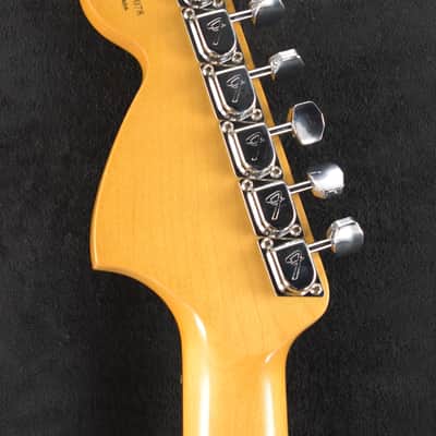 Fender Vintera III Late '60s Stratocaster Ocean Turquoise Rosewood Fingerboard image 6