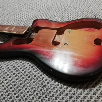 Musima de Luxe 25v 1970s 3 Color Sunburst Jazzmaster / Jaguar variation image 7