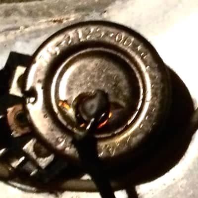Fender Precision Bass 1964 - Sunburst all original image 14