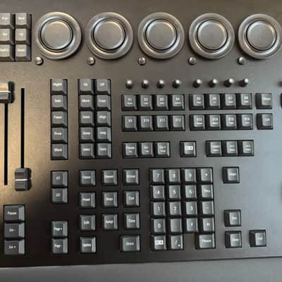 MA Lighting grandMA3 onPC Command Wing + Flight Case + Lamp image 6