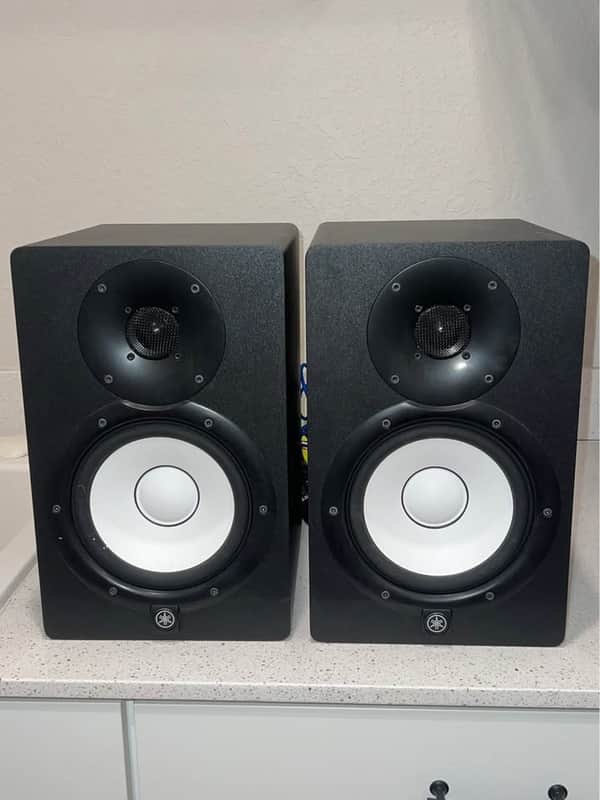 Yamaha HS7 6.5" Powered Studio Monitor (Pair) 2015 - Present - Black image 1