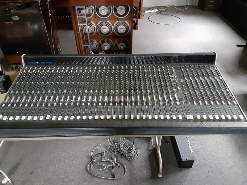 Soundtracs MRX-Series 32-Channel Analog Mixing Console | Reverb