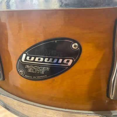 Batería acústica marca Ludwig Rocker 90's - Azul Metalico image 5