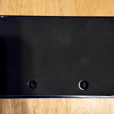 Radial J48 Active Direct Box 2010s - Blue image 6