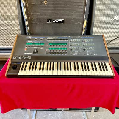 Oberheim Matrix 12 c 1985 original vintage analog synthesizer poly monster synth