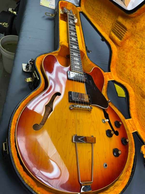 Gibson ES-335 1968 - Sunburst #800089 image 1