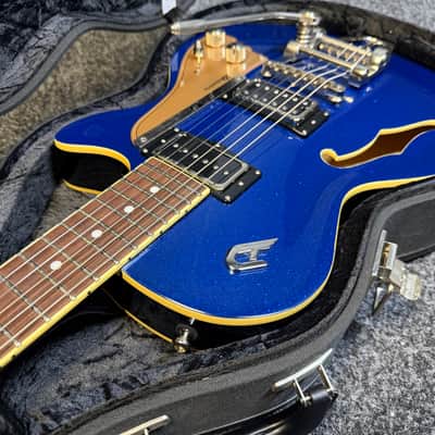 Duesenberg Starplayer TV Blue Sparkle DTV-BLS w/ Hardcase image 12