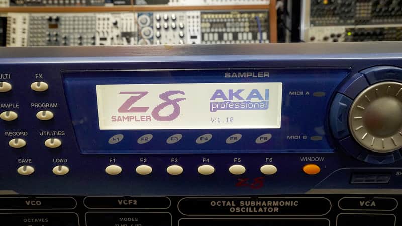 Akai Z8 Sampler 2002 - Silver image 1